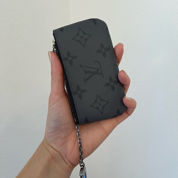 LV two-toned key pouch NWT - Picture 6 of 6